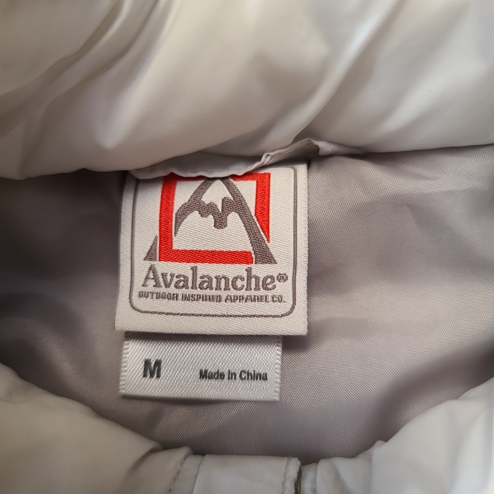 Avalanche Arctic Vest - Picture 6 of 10